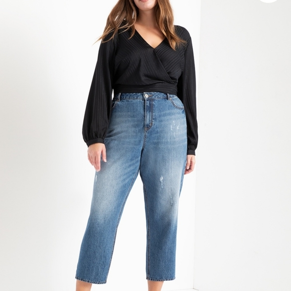 Faux wrap top - Picture 11 of 11